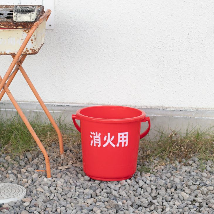 ベルク 消火用バケツ 10L | リス公式オンラインショップ